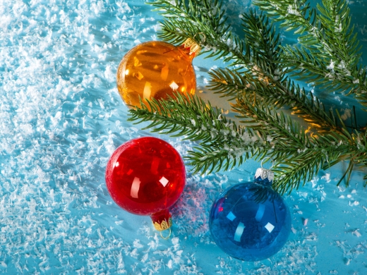 Изображение №4 | Стеклянный шар на елку «Fairy tale», 6 см (красный полупрозрачный)