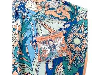 Изображение №7 | Платок «Царевна Лебедь» (синий, белый, розовый)