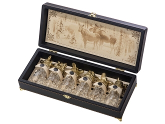 Изображение №1 | Подарочный набор «Русская охота» (стопки- прозрачный/серебристый, шкатулка- темно-коричневый/молочный)