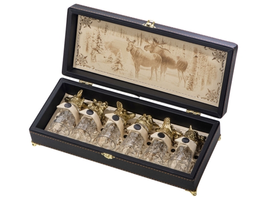 Изображение №1 | Подарочный набор «Русская охота» (стопки- прозрачный/серебристый, шкатулка- темно-коричневый/молочный)