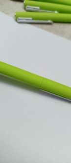 Изображение №5 | Ручка пластиковая шариковая «Bon» soft-touch (зеленое яблоко)