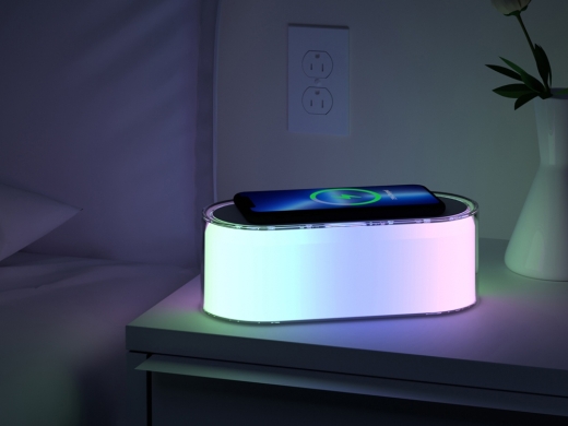 Изображение №7 | Ночник с беспроводной зарядкой и RGB подсветкой «Miracle», 15 Вт (белый)