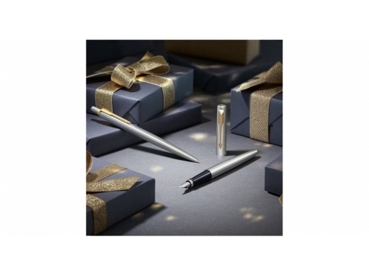 Изображение №7 | Ручка перьевая Parker Jotter Stainless, M (серебристый, черный)