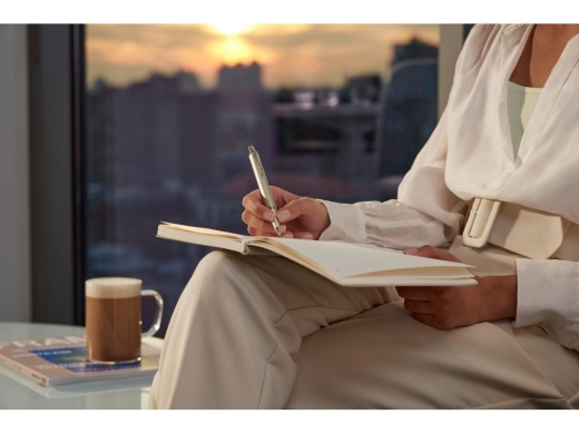 Изображение №5 | Ручка шариковая Parker IM (золотистый, перламутровый, серебристый)