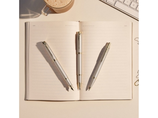 Изображение №7 | Ручка шариковая Parker IM (золотистый, перламутровый, серебристый)