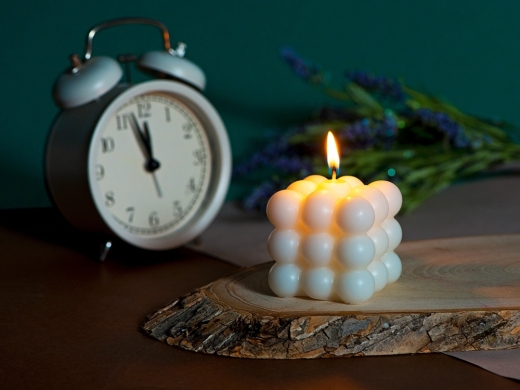 Изображение №6 | Свеча «Bubbles», без отдушки (белый)