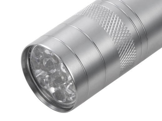 Изображение №4 | Фонарь с открывалкой «Yok» (серебристый)