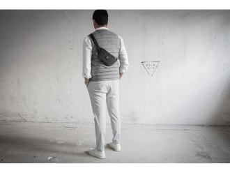 Изображение №9 | Универсальная водостойкая сумка на пояс «Bumble» из переработанного пластика (черный)