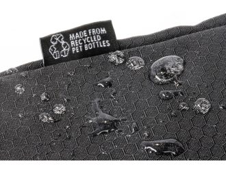 Изображение №11 | Универсальная водостойкая сумка на пояс «Bumble» из переработанного пластика (черный)