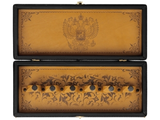 Изображение №3 | Подарочный набор хрустальных стопок (стопки- прозрачный/золотистый, шкатулка- темно-коричневый/рыжий)