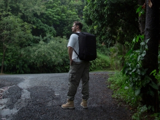 Изображение №13 | Антикражный рюкзак-трансформер Clickpack Travlo для ноутбука 16