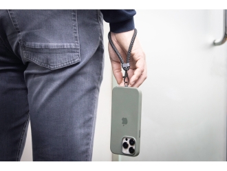 Изображение №18 | Ремешок-держатель для телефона с зарядным кабелем USB-C - USB-C «Lany Wristband Charge Eco» (серый)