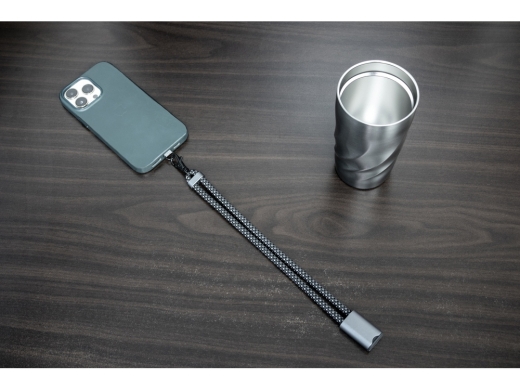 Изображение №16 | Ремешок-держатель для телефона с зарядным кабелем USB-C - USB-C «Lany Wristband Charge Eco» (серый)