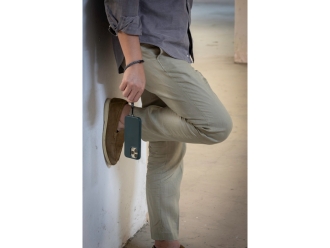 Изображение №12 | Ремешок-держатель для телефона на запястье «Lany Wristband Eco» (серый)