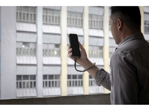 Изображение №10 | Ремешок-держатель для телефона на запястье «Lany Wristband Eco» (серый)