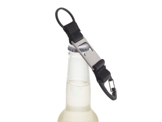 Изображение №5 | Брелок-ремувка с открывашкой «Champion» (черный)