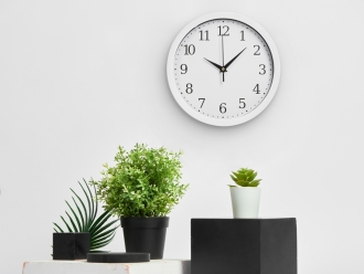 Изображение №6 | Пластиковые настенные часы «Yikigai» (белый)