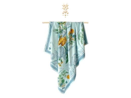 Изображение №5 | Платок «Мелодия хрусталя» (голубой)