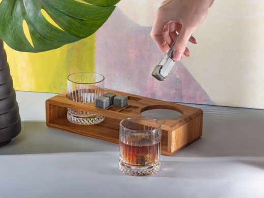 Изображение №12 | Набор для виски и коктейлей на подставке из дуба «Whiskey Party» (натуральный, прозрачный, серый, серебристый)