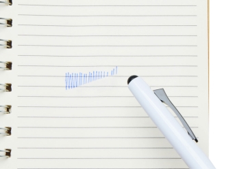 Изображение №4 | Пластиковая шариковая ручка пиши-стирай «InkShift» (белый/черный)