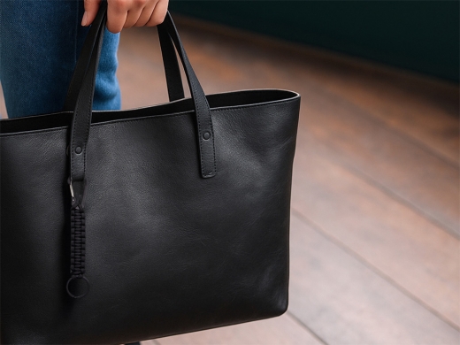 Изображение №3 | Брелок «Austere» (черный)