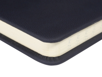 Изображение №2 | Ежедневник недатированный А5 «Megapolis Velvet New» (темно-синий)