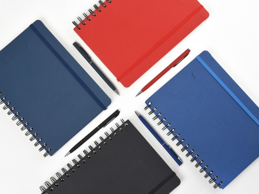 Изображение №9 | Ежедневник недатированный А5 «Pragmatic» (синий)